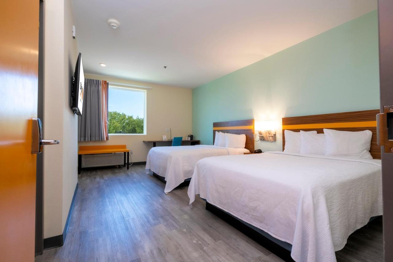 Spot X Hotel Orlando Intl Dr By The Red Collection Lake Buena Vista Ngoại thất bức ảnh